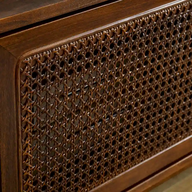 Meuble TV Noyer 59 po avec étagères ouvertes et portes d'armoire en rotin pour téléviseurs jusqu'à 65 po